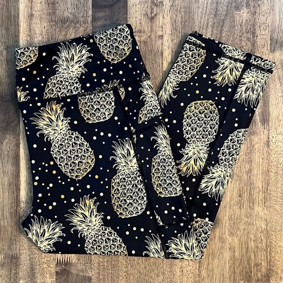 Constantly Varied Gear Pants - CVG Constantly Varied Gear Fineapple Pineapple Retired Capri Tights Size XXLarge